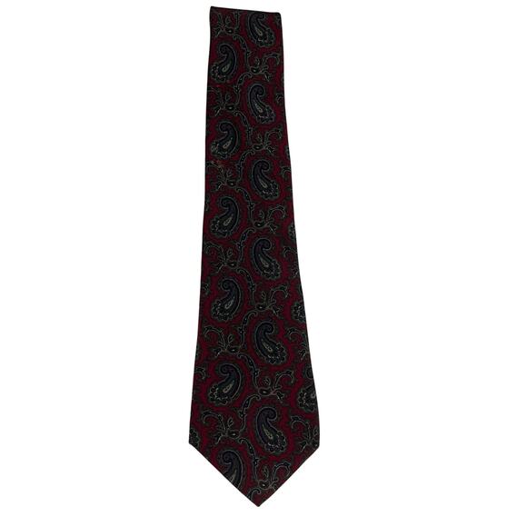 Timeless Paisley Mens Silk Tie Rich Red - Picture 1 of 2